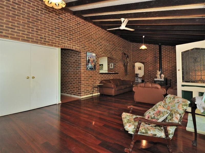 18 Popple Place, Muchea WA 6501