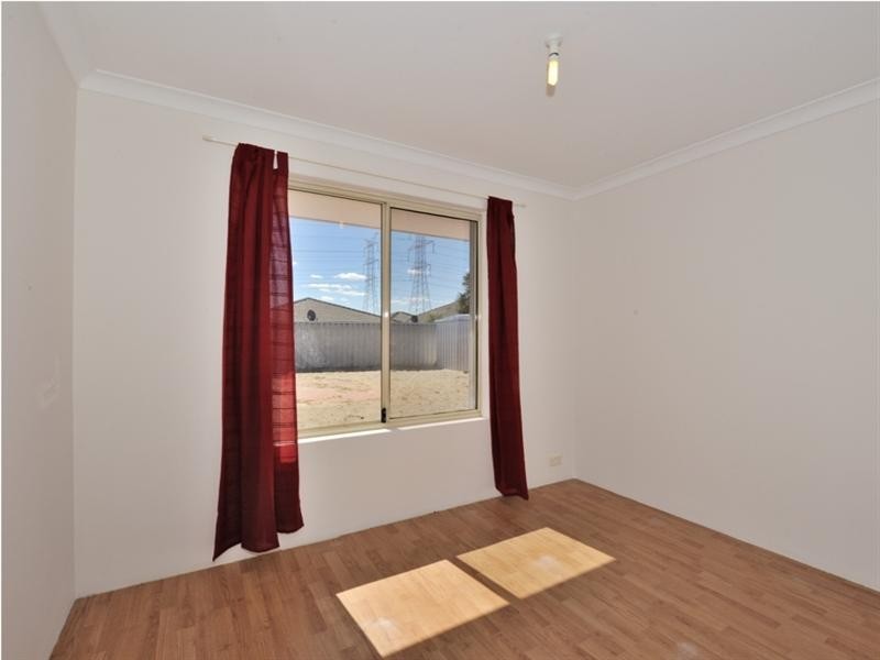 18 Vanda Retreat, Beechboro WA 6063