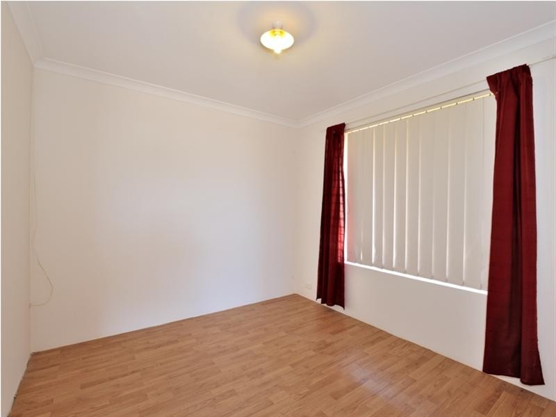 18 Vanda Retreat, Beechboro WA 6063