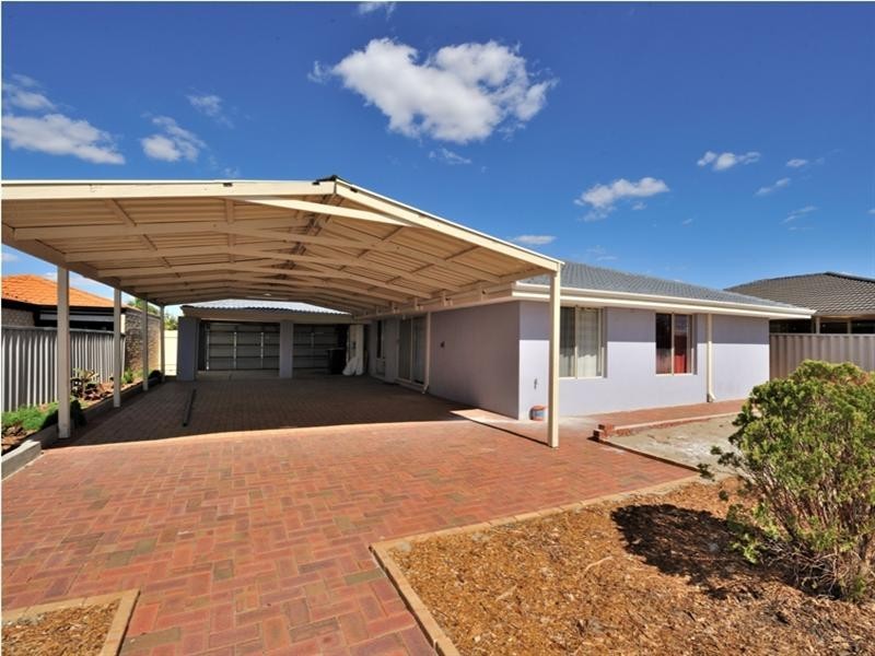 18 Vanda Retreat, Beechboro WA 6063
