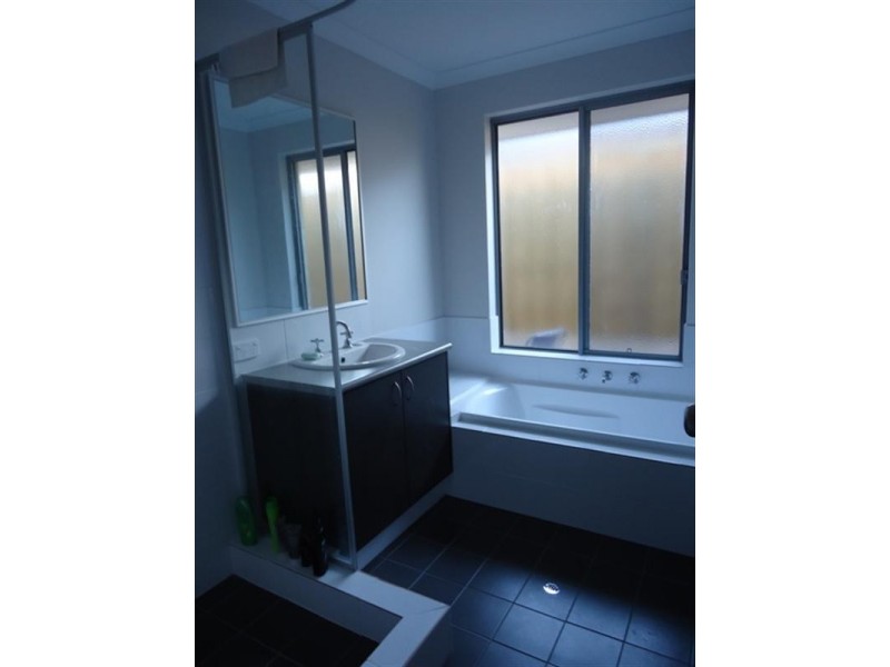 12 Solway Brace, Ellenbrook WA 6069