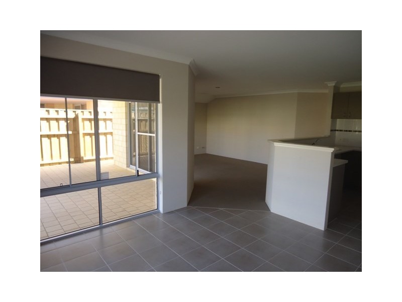 8b Oban Way, Ellenbrook WA 6069