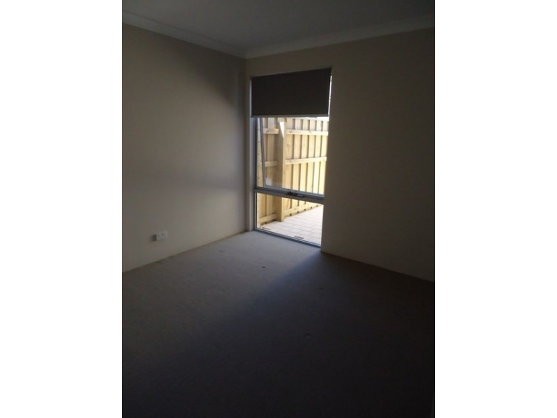 8b Oban Way, Ellenbrook WA 6069