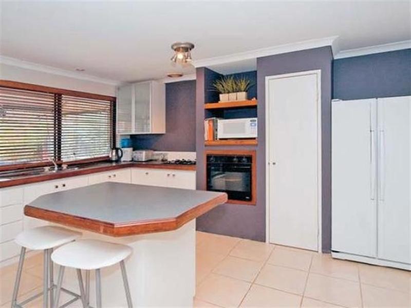 11 Morton Avenue, Ellenbrook WA 6069