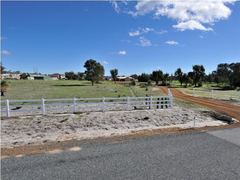 163 Payne Street, Muchea WA 6501