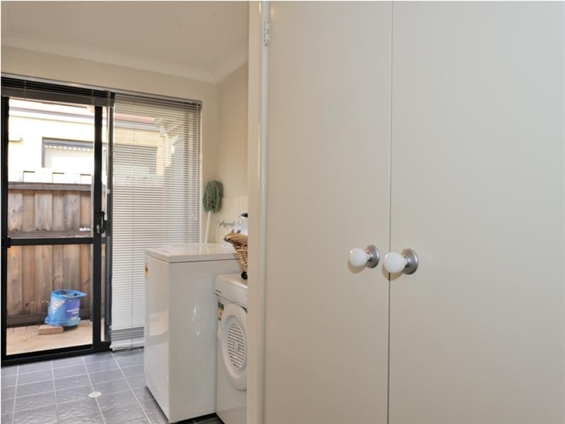 2/133 Coolamon Boulevard, Ellenbrook WA 6069