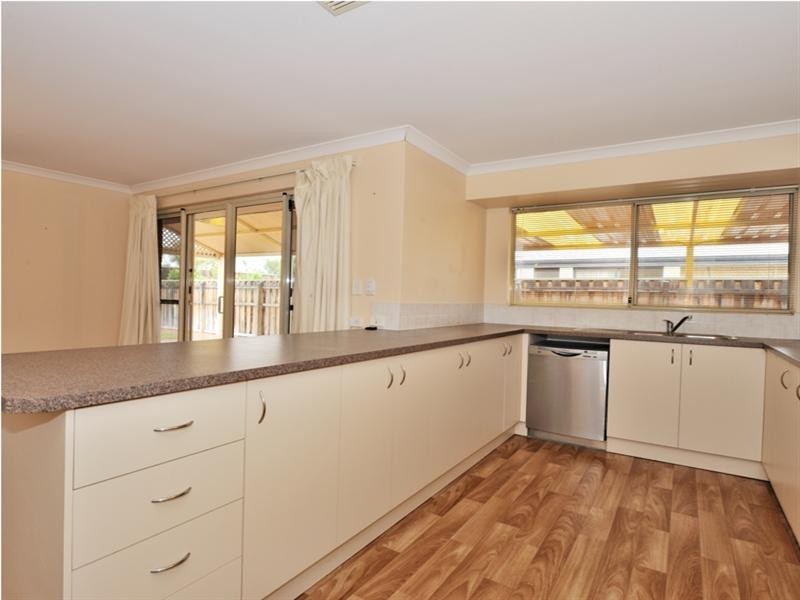 10 Clio Lane, Ellenbrook WA 6069