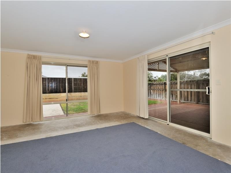 10 Clio Lane, Ellenbrook WA 6069