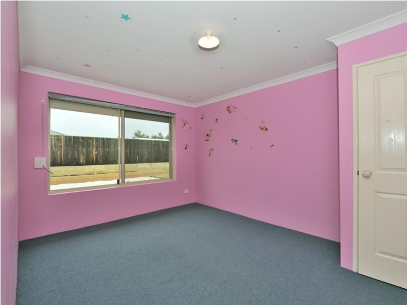 10 Clio Lane, Ellenbrook WA 6069