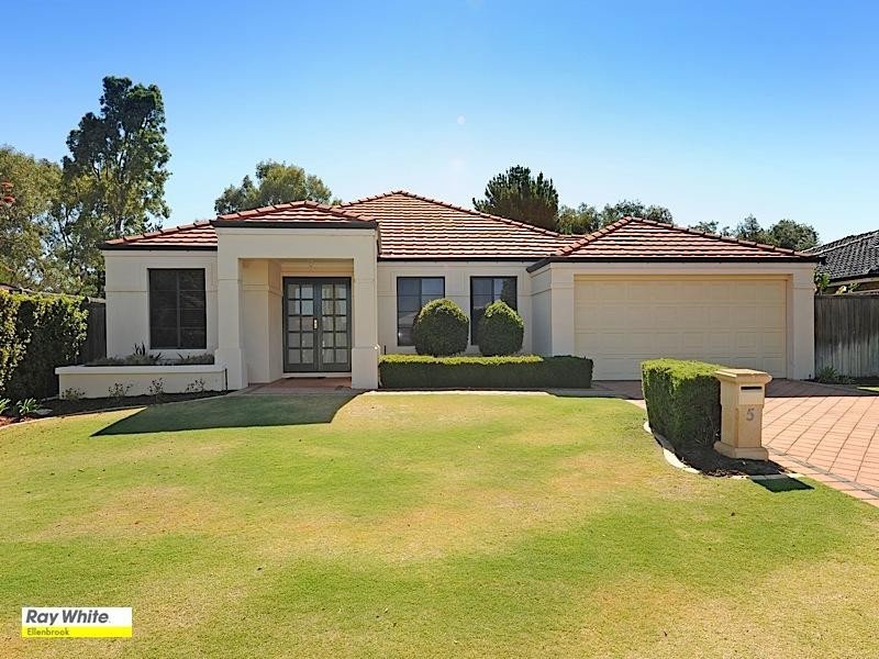 5 Kalgan Court, Ellenbrook WA 6069
