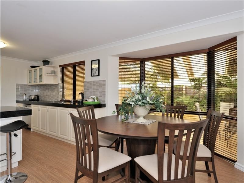 10 Blackwood Rise, Ellenbrook WA 6069