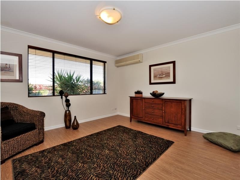 10 Blackwood Rise, Ellenbrook WA 6069