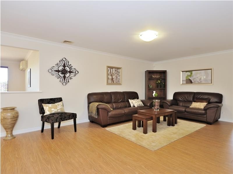 10 Blackwood Rise, Ellenbrook WA 6069