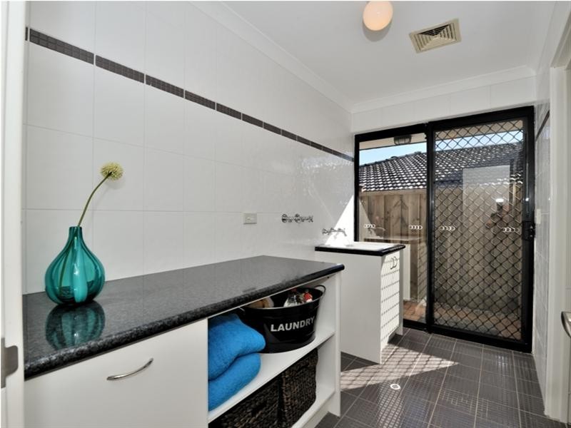 10 Blackwood Rise, Ellenbrook WA 6069