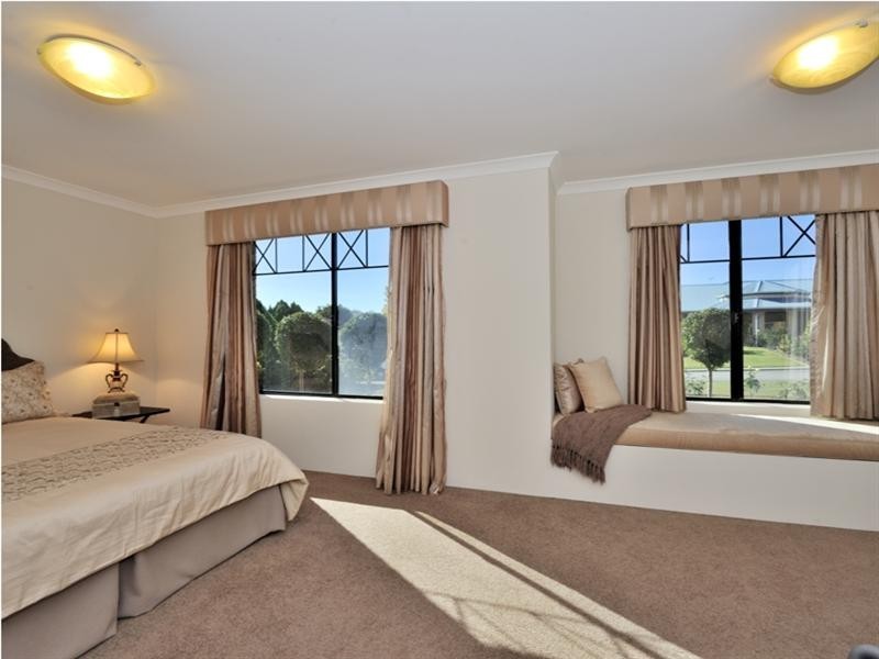 10 Blackwood Rise, Ellenbrook WA 6069