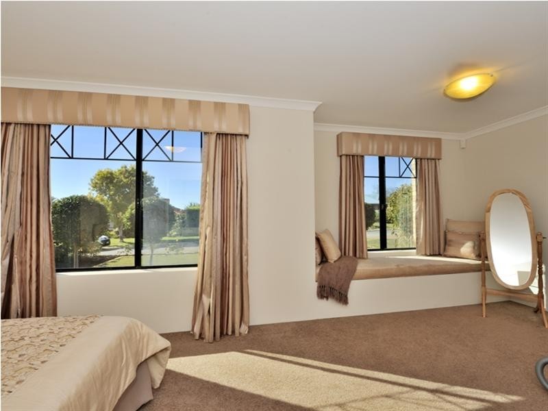 10 Blackwood Rise, Ellenbrook WA 6069