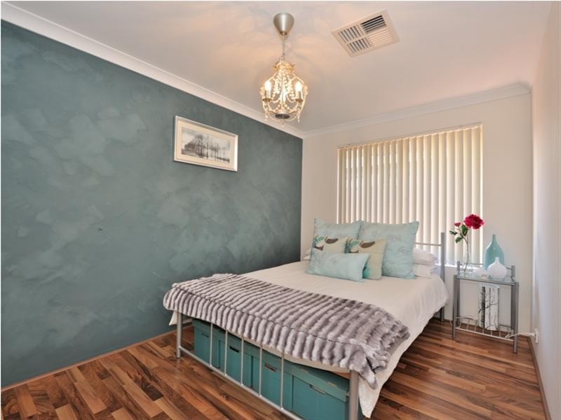 28 Elmina Avenue, Ellenbrook WA 6069