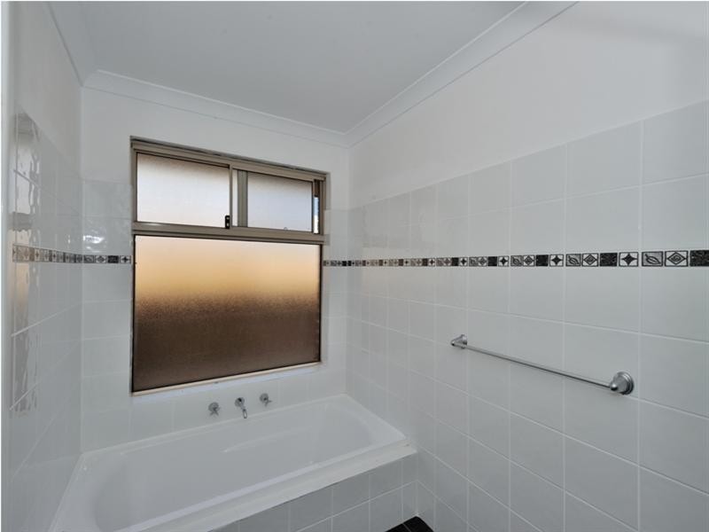 15 Tatton Way, The Vines WA 6069