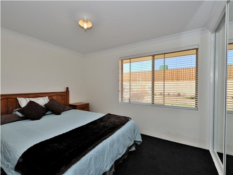 15 Tatton Way, The Vines WA 6069