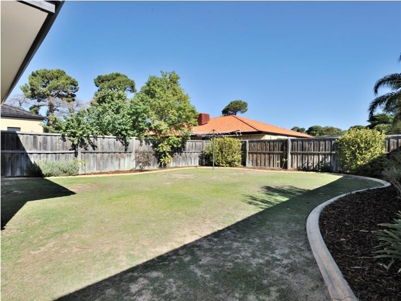 30 St Tropez Vista, Ellenbrook WA 6069