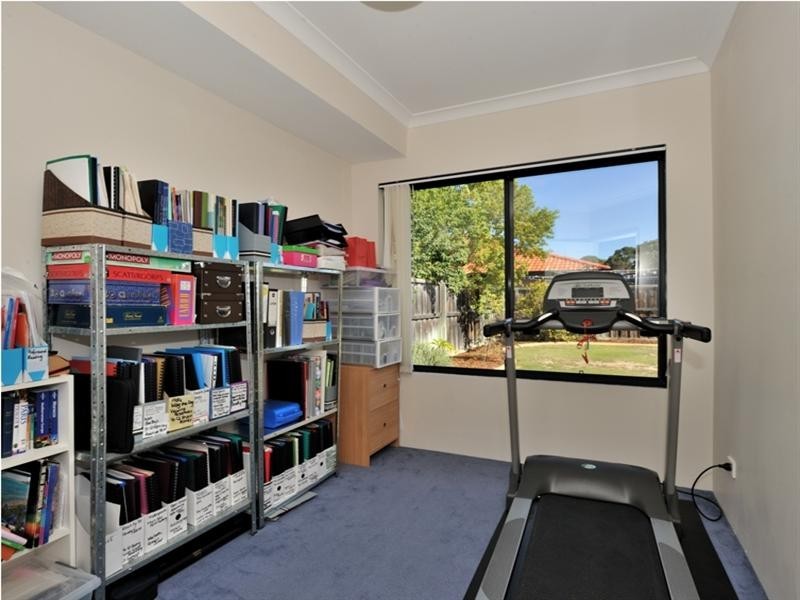 30 St Tropez Vista, Ellenbrook WA 6069