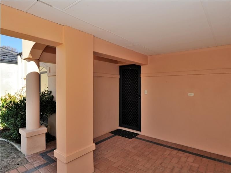 30 St Tropez Vista, Ellenbrook WA 6069