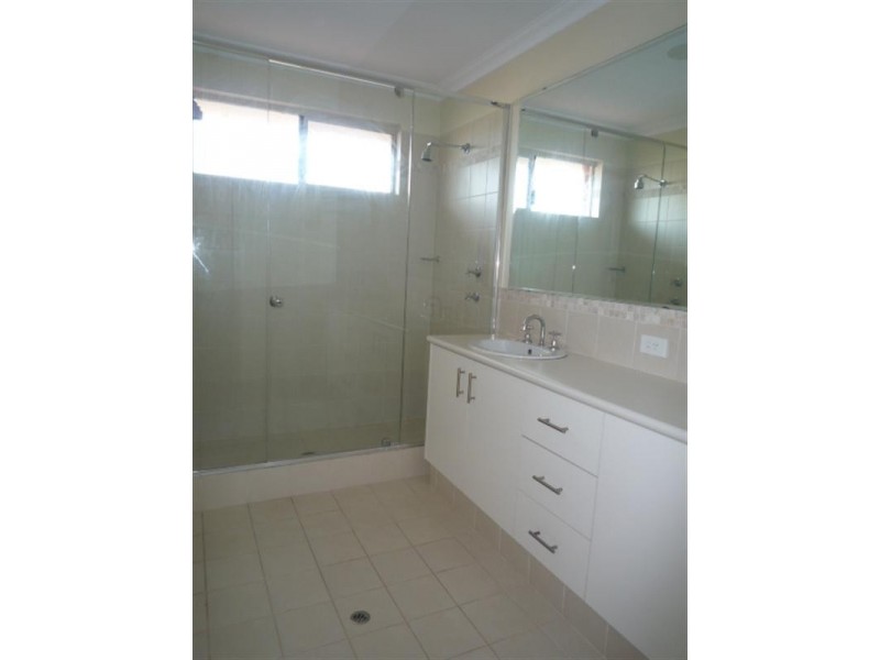 24 Corich Pass, Aveley WA 6069