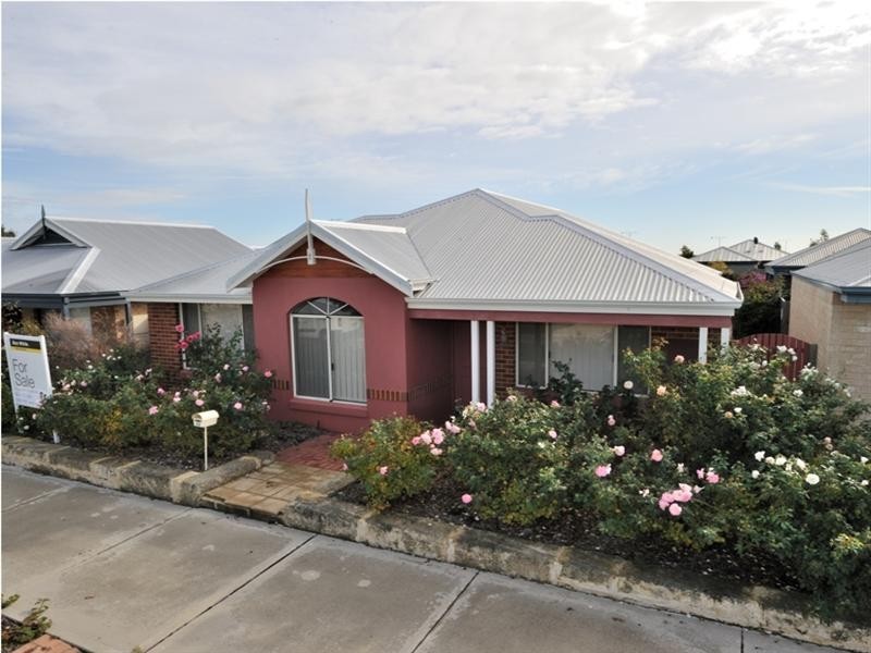 28 Larrawa Circle, Ellenbrook WA 6069