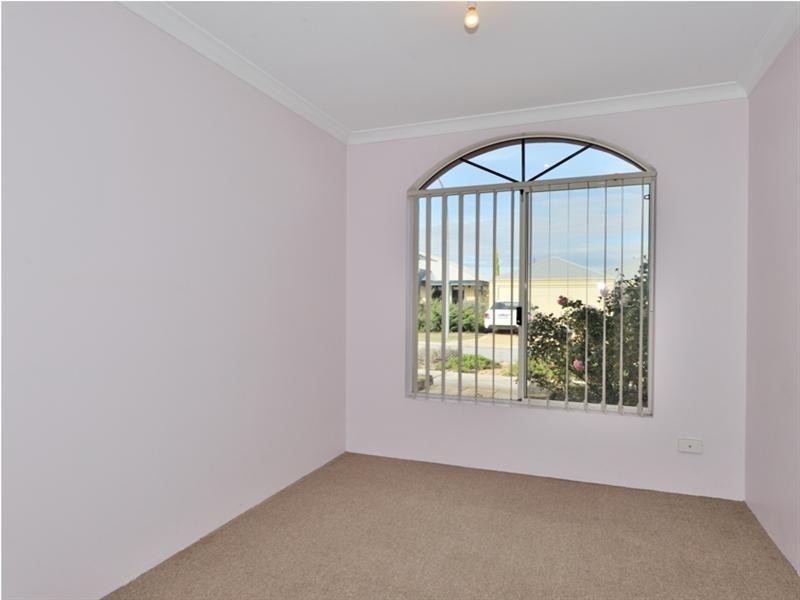 28 Larrawa Circle, Ellenbrook WA 6069