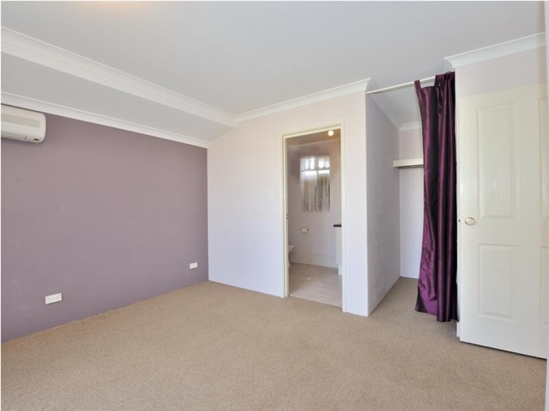 28 Larrawa Circle, Ellenbrook WA 6069