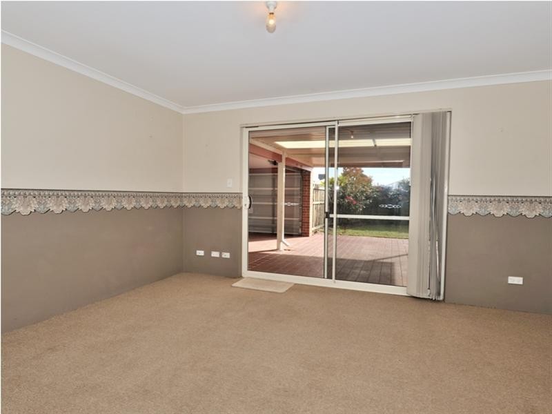 28 Larrawa Circle, Ellenbrook WA 6069