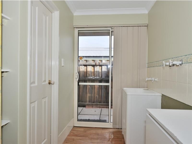 28 Larrawa Circle, Ellenbrook WA 6069