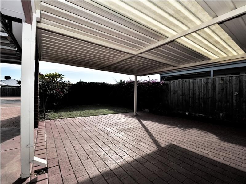 28 Larrawa Circle, Ellenbrook WA 6069