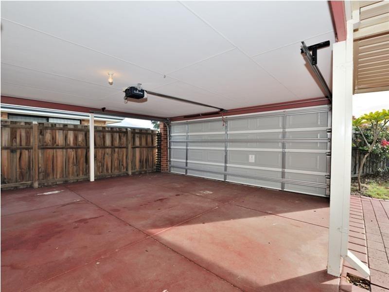 28 Larrawa Circle, Ellenbrook WA 6069