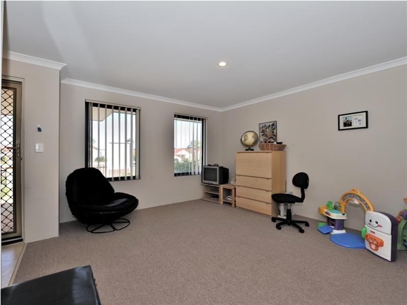 82 Westgrove Drive, Ellenbrook WA 6069