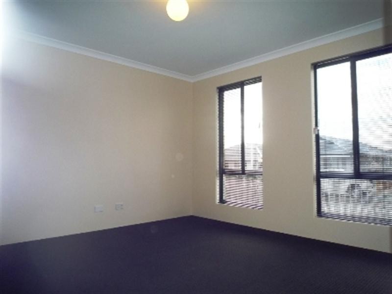 19 Sessilis, Banksia Grove WA 6031