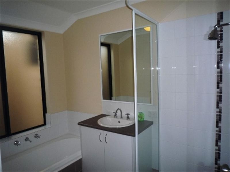 19 Sessilis, Banksia Grove WA 6031