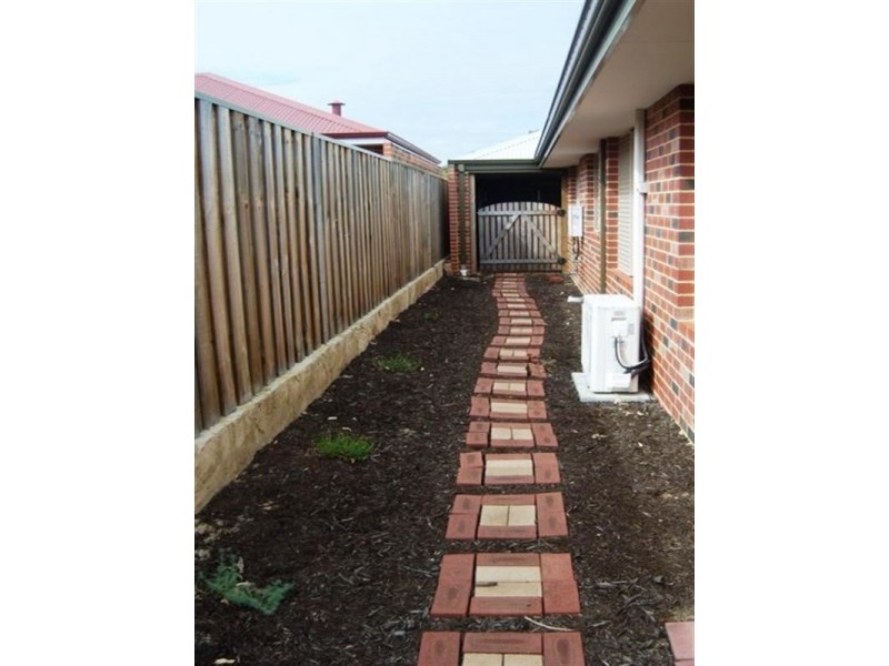 3 Oakhill Heights, Ellenbrook WA 6069
