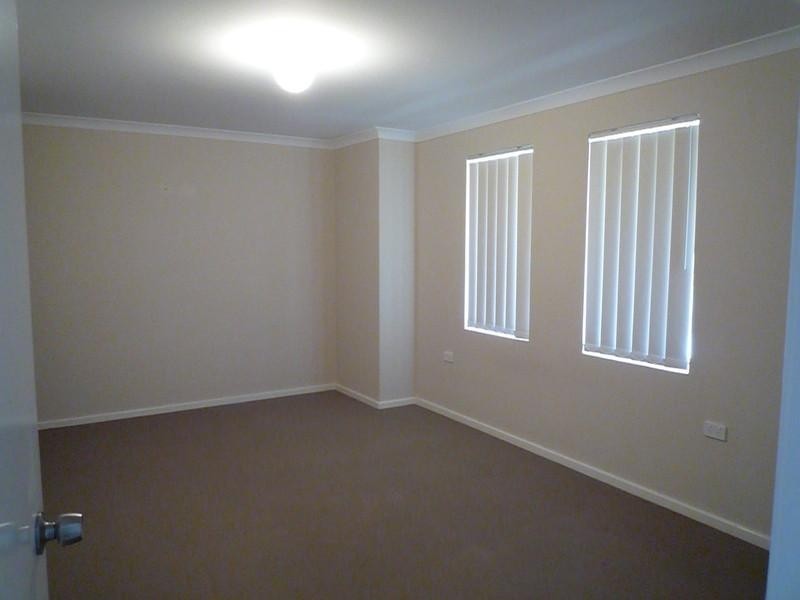 75 Halpin Circle, Ellenbrook WA 6069