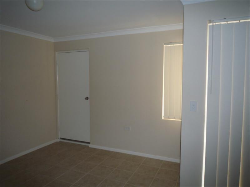 75 Halpin Circle, Ellenbrook WA 6069