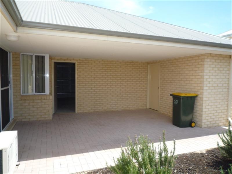 75 Halpin Circle, Ellenbrook WA 6069