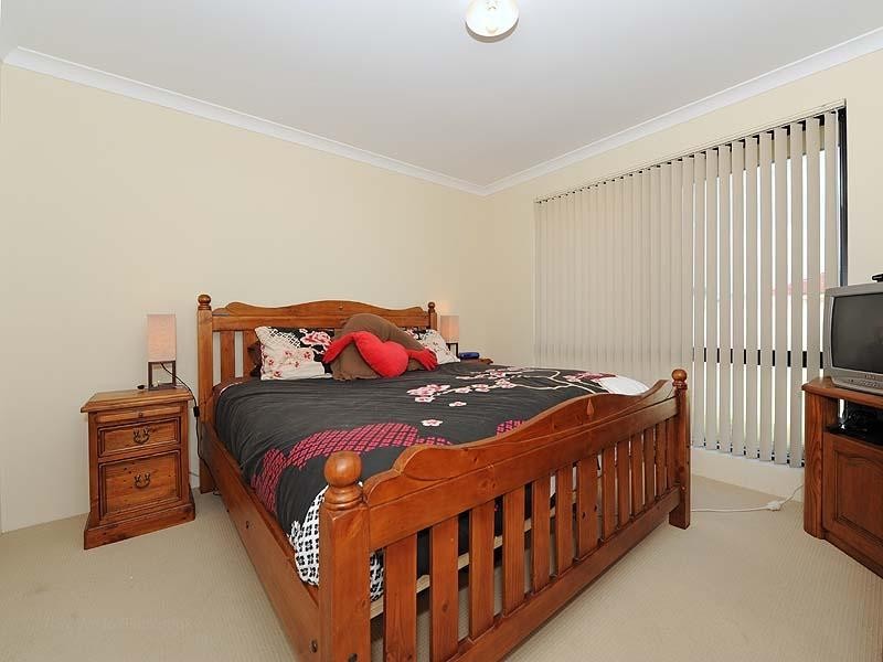 72 Granesse Drive, Ellenbrook WA 6069