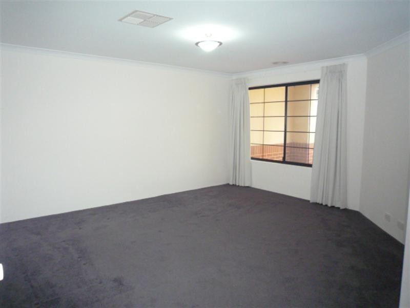 5 Hirani Link, Aveley WA 6069