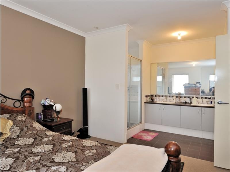 3 Tondoon Bend, Aveley WA 6069