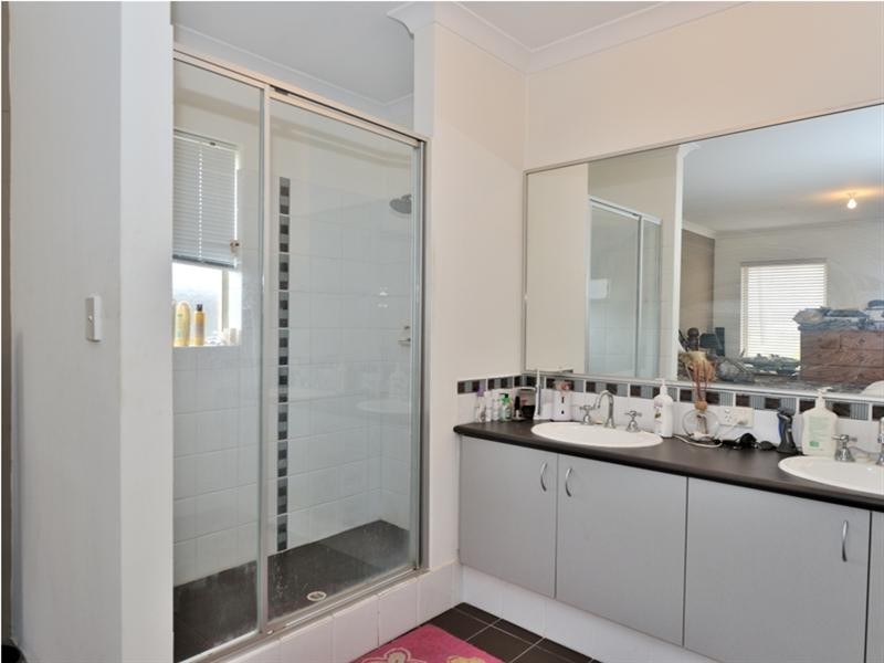 3 Tondoon Bend, Aveley WA 6069