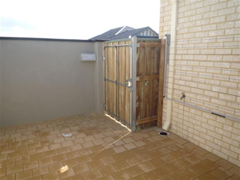 67 Banrock Drive, Ellenbrook WA 6069