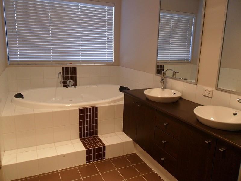 13 Woburn Park Avenue, Ellenbrook WA 6069