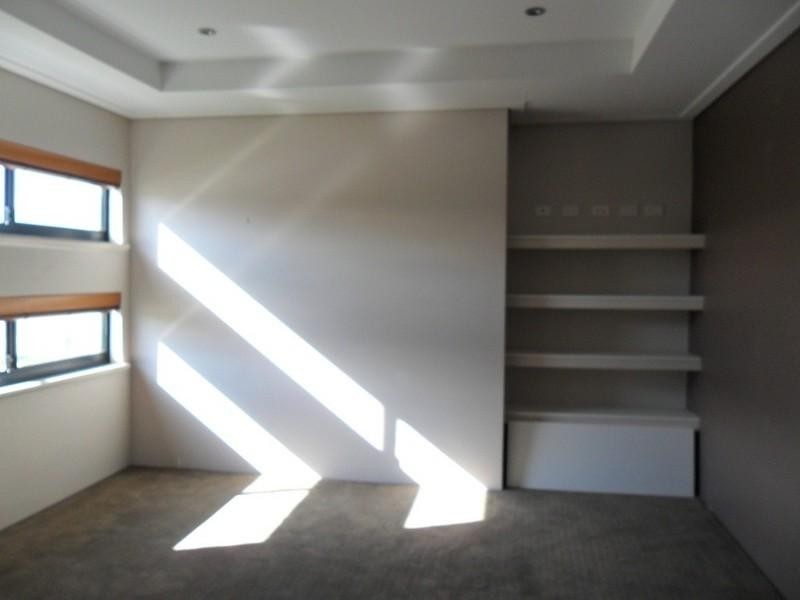 13 Woburn Park Avenue, Ellenbrook WA 6069