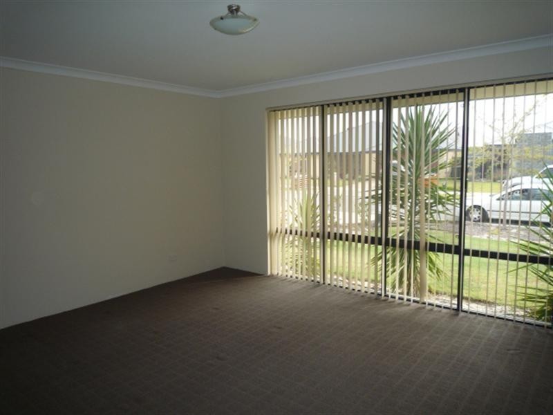 5 Gleeson Entrance, Aveley WA 6069