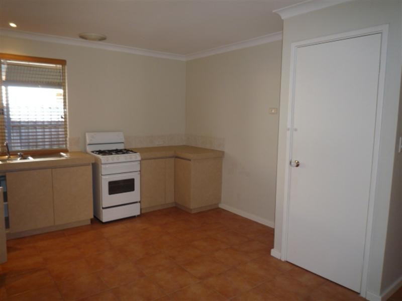 36 San Lorenzo Boulevard, Ellenbrook WA 6069